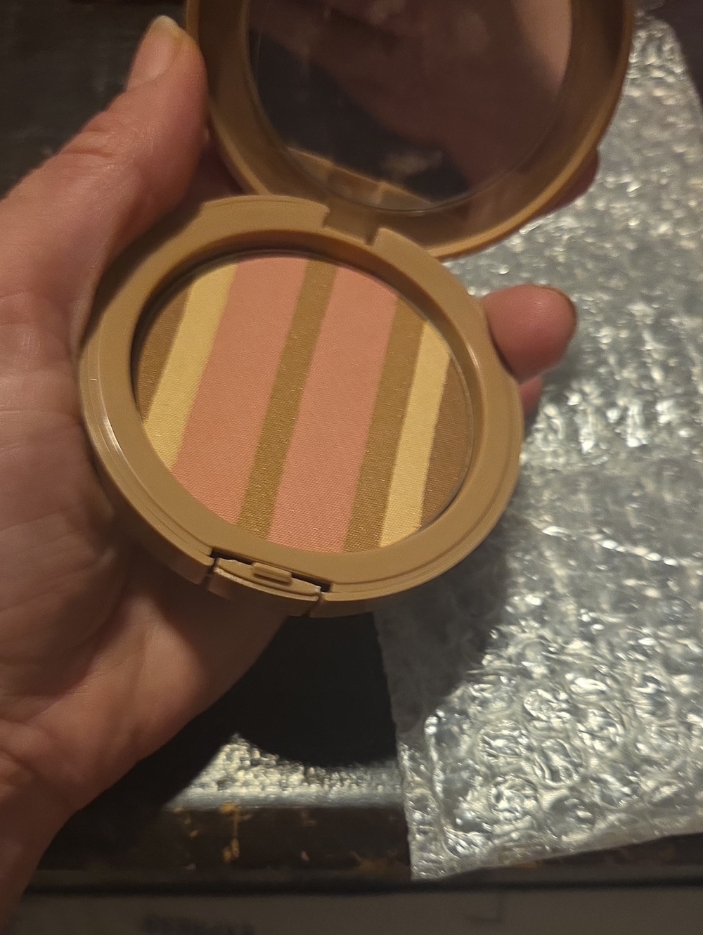 Blushabelle Striped Bronzer & Blush Compact — Island Glow